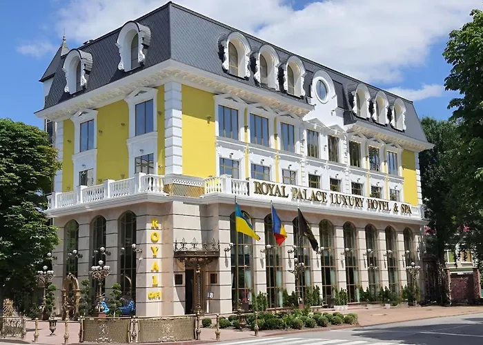 Royal Palace Luxury Hotel And Spa Хмельницький